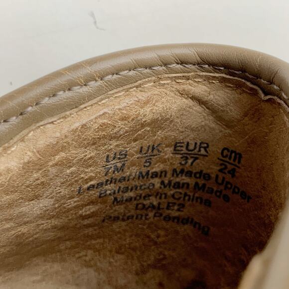 Franco Sarto Dale 2 Booties Ankle Boots Beige Suede Perforated Heeled Women's 7 - Picture 6 of 12